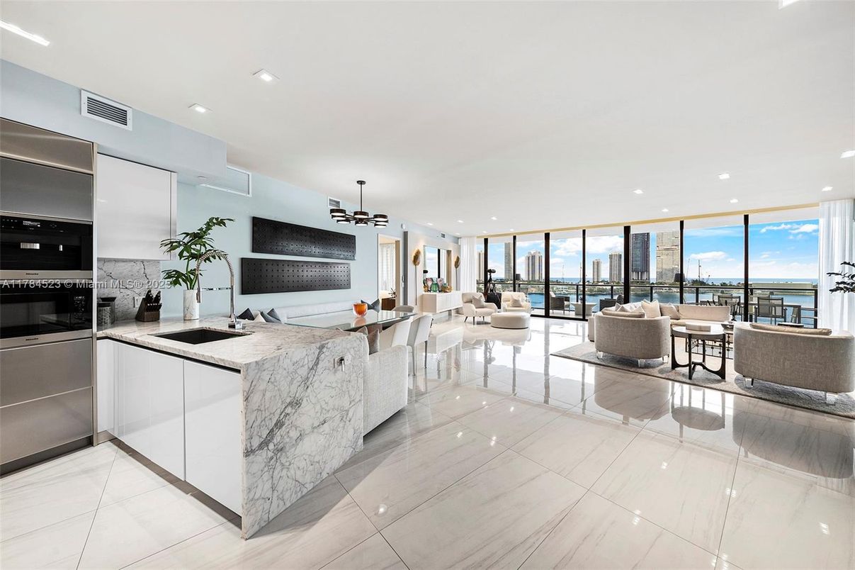 Dining room, Interior, Kitchen, Living room, Pendant Lights, Recessed Lighting, Water