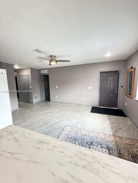 Empty room, Interior, Recessed Lighting