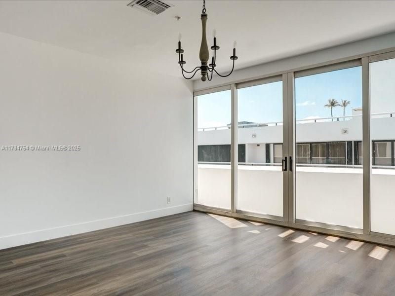 Chandelier, Empty room, Interior, Wood Texture Flooring