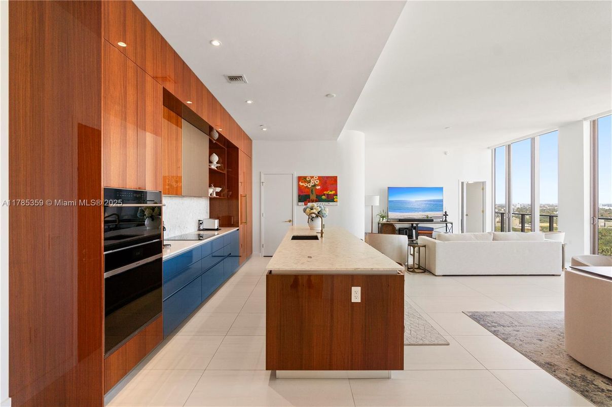 Interior, Kitchen, Living room, Recessed Lighting, Water