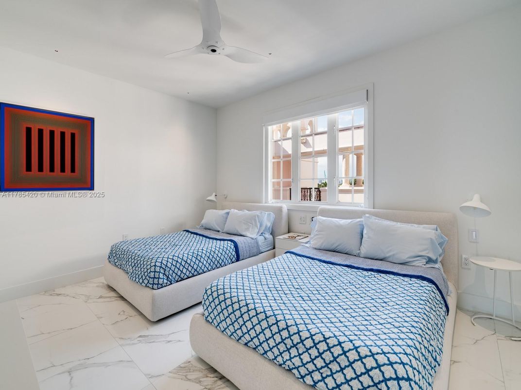 Bedroom, Interior, Marble