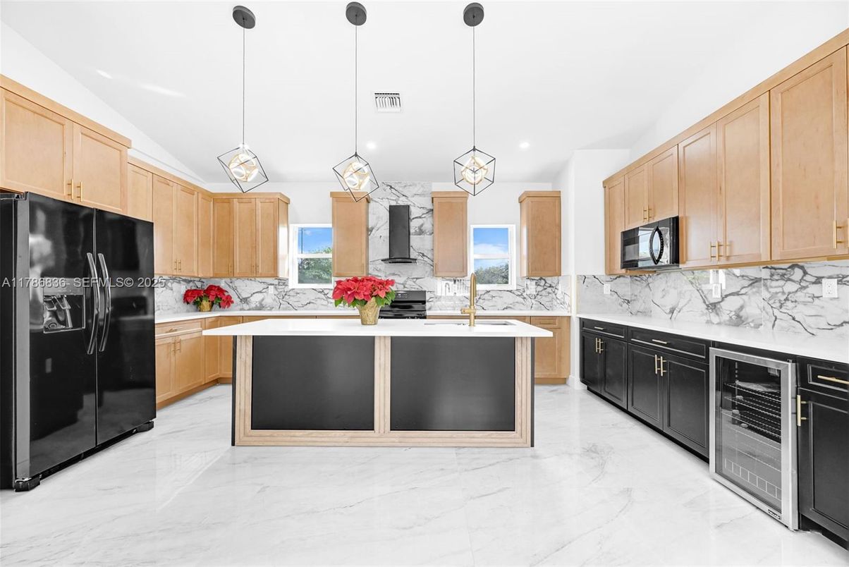 Interior, Kitchen, Marble, Marble Walls, Pendant Lights, Recessed Lighting