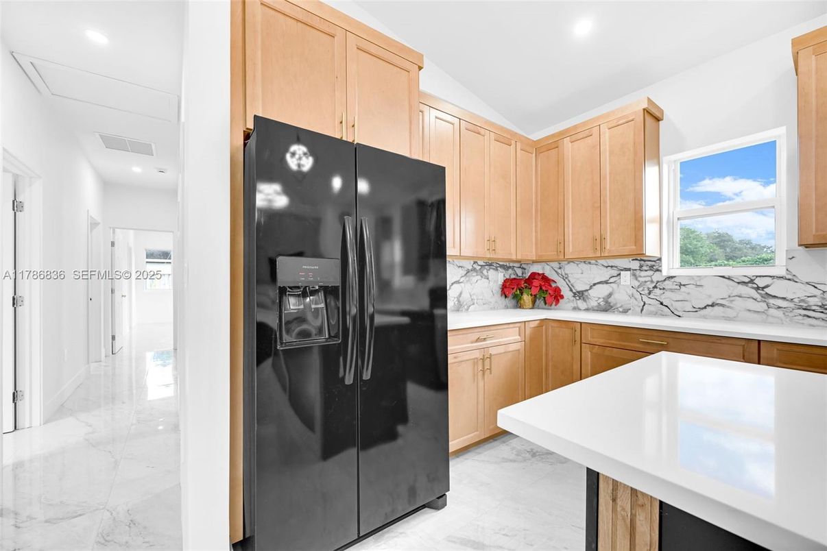 Interior, Kitchen, Marble, Marble Walls, Recessed Lighting