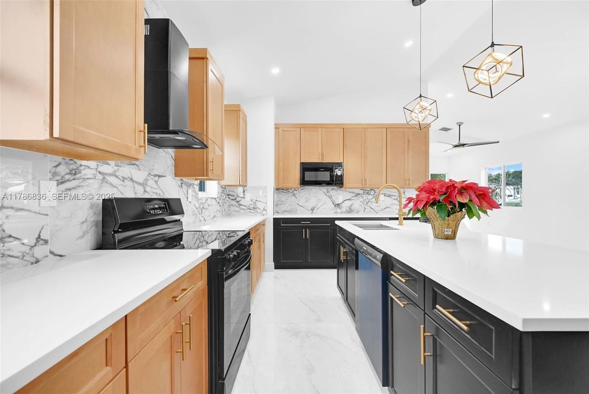 Interior, Kitchen, Marble, Marble Walls, Pendant Lights, Recessed Lighting