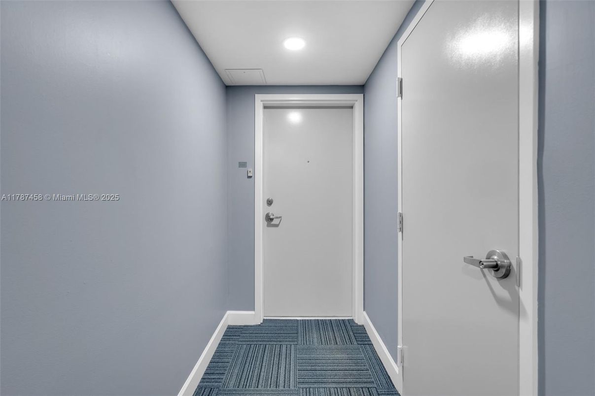 Interior, Recessed Lighting