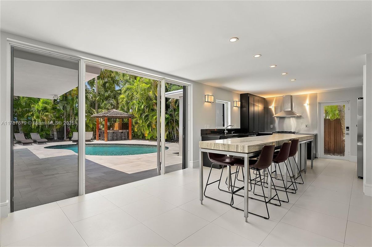 Interior, Kitchen, Recessed Lighting