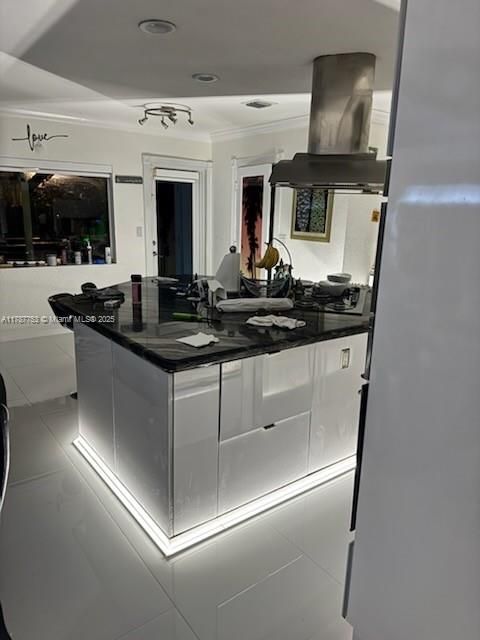 Interior, Kitchen, Recessed Lighting