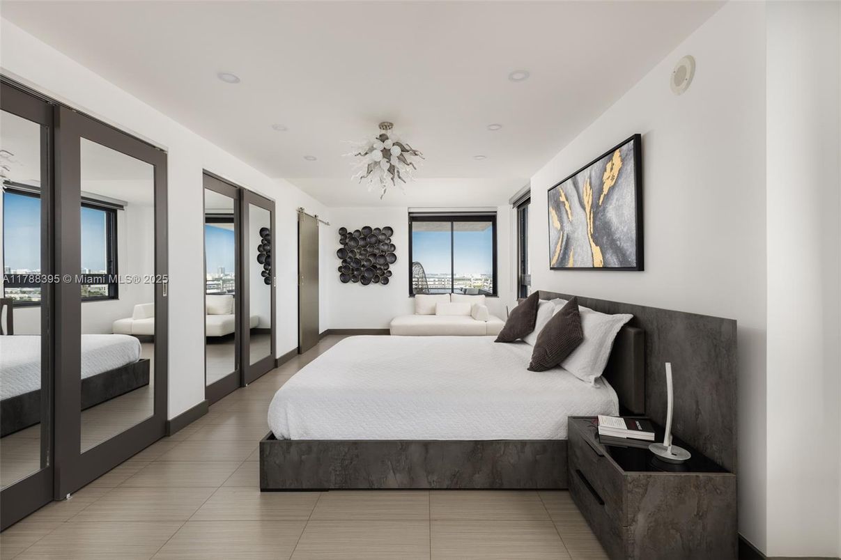 Bedroom, Interior, Recessed Lighting