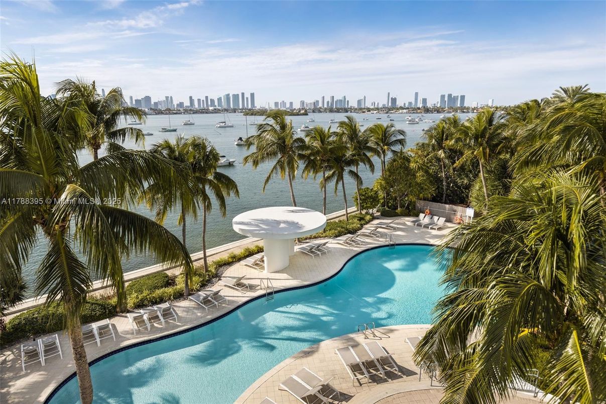 Exterior, Pool, Water