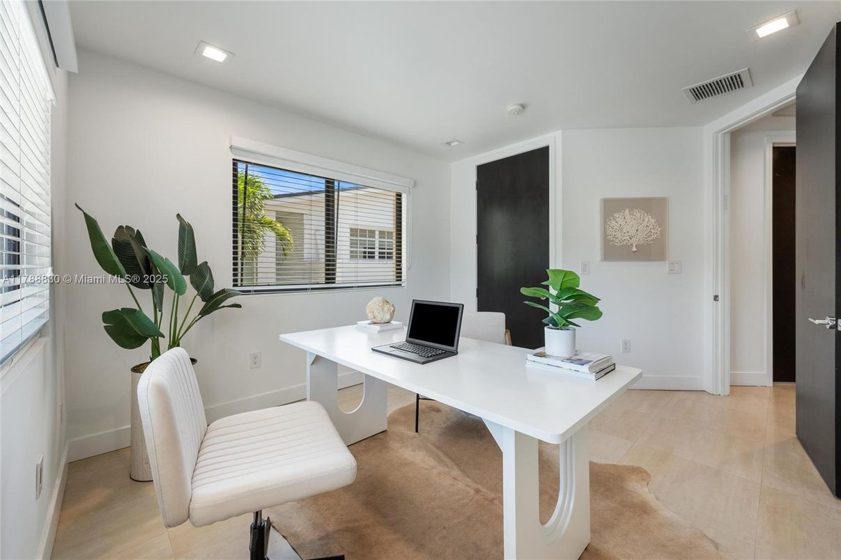 Home Office, Interior, Recessed Lighting
