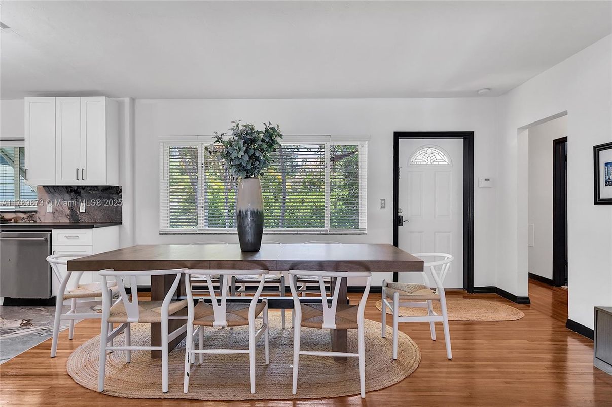 Dining room, Interior, Wood Texture Flooring