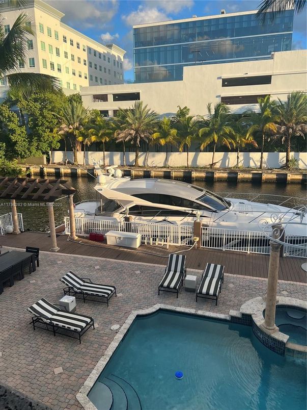 Exterior, Pool, Water