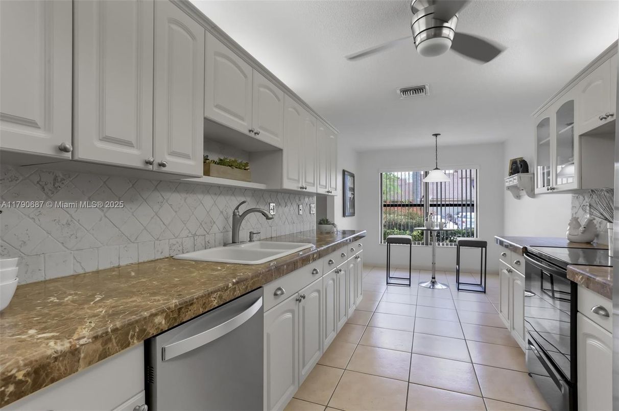 Interior, Kitchen, Pendant Lights