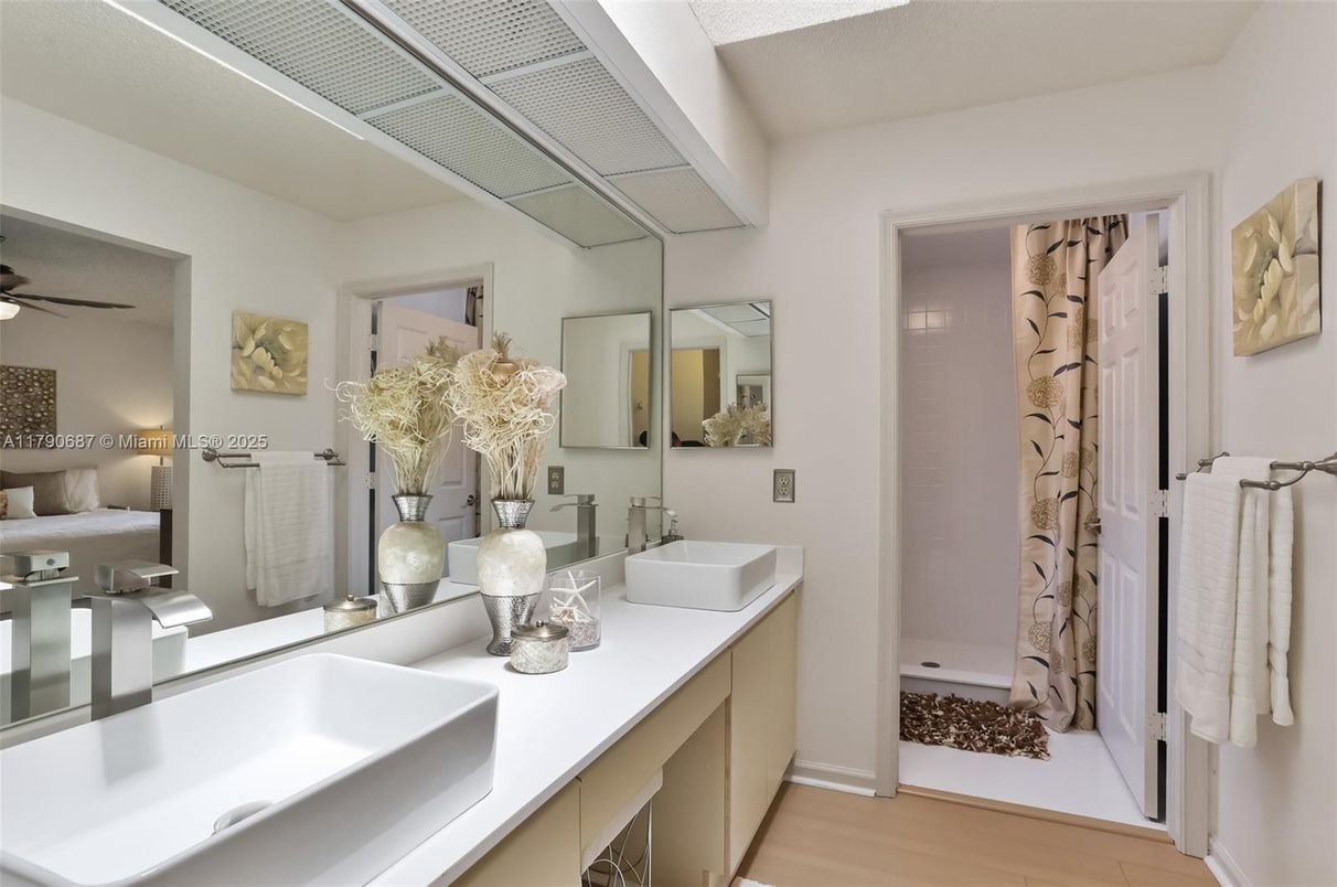 Bathroom, Dual Sink Vanities, Interior, Wood Texture Flooring