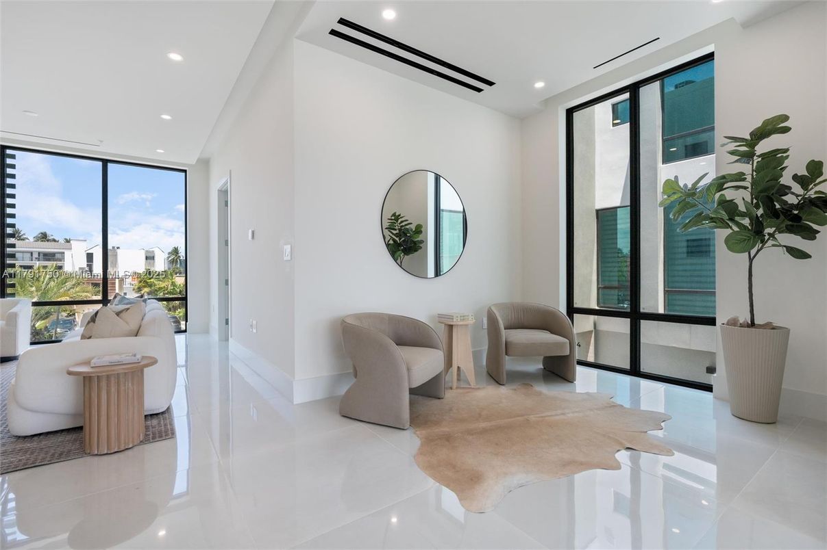 Interior, Recessed Lighting