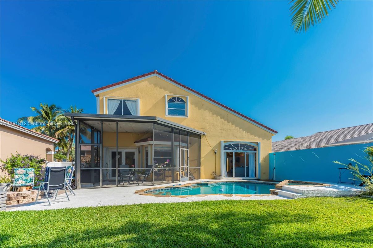 Backyard, Exterior, Pool