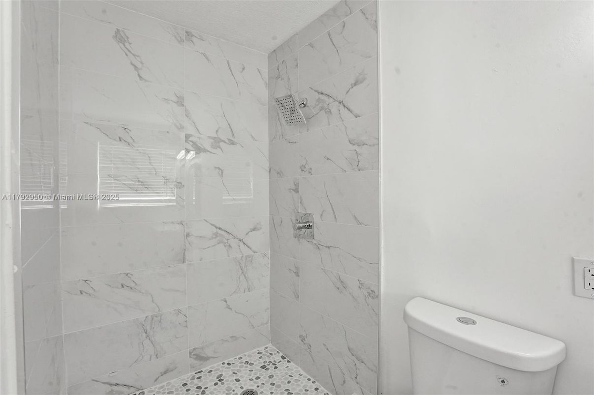 Bathroom, Interior, Marble Walls