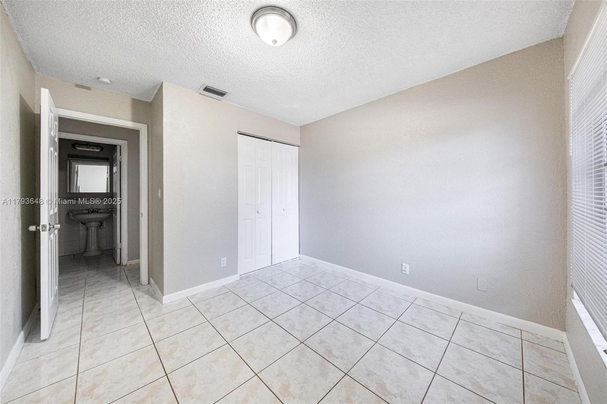 Bathroom, Empty room, Interior