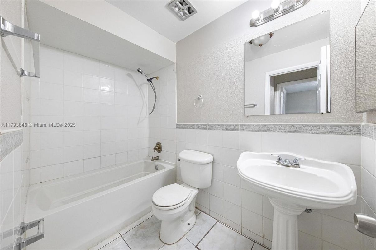 Bathroom, Interior