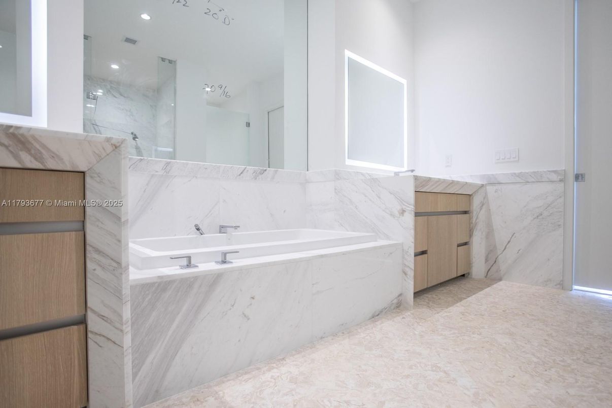 Bathroom, Interior, Marble Walls, Recessed Lighting