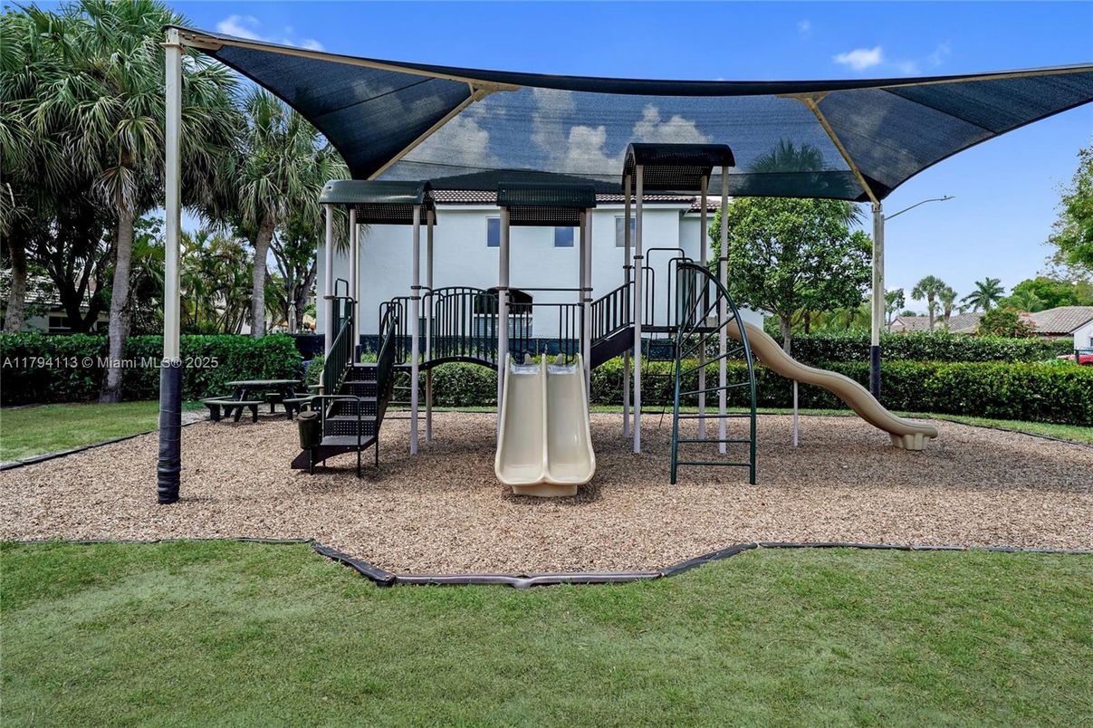 Backyard, Exterior, Playground