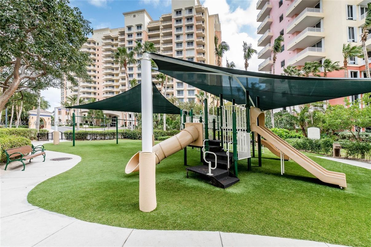 Backyard, Exterior, Playground