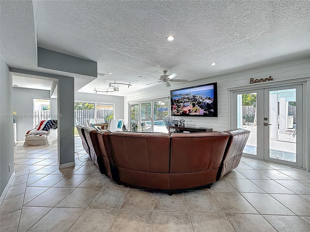Interior, Living room, Recessed Lighting