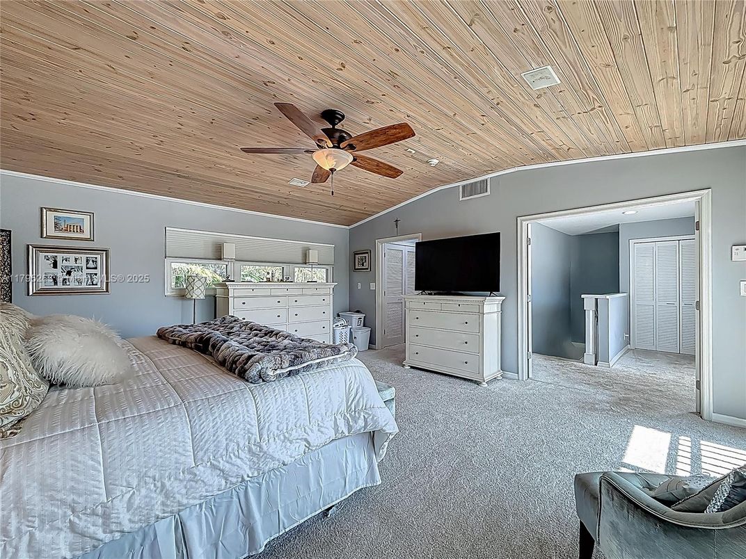Bedroom, Interior, Wooden Ceilings