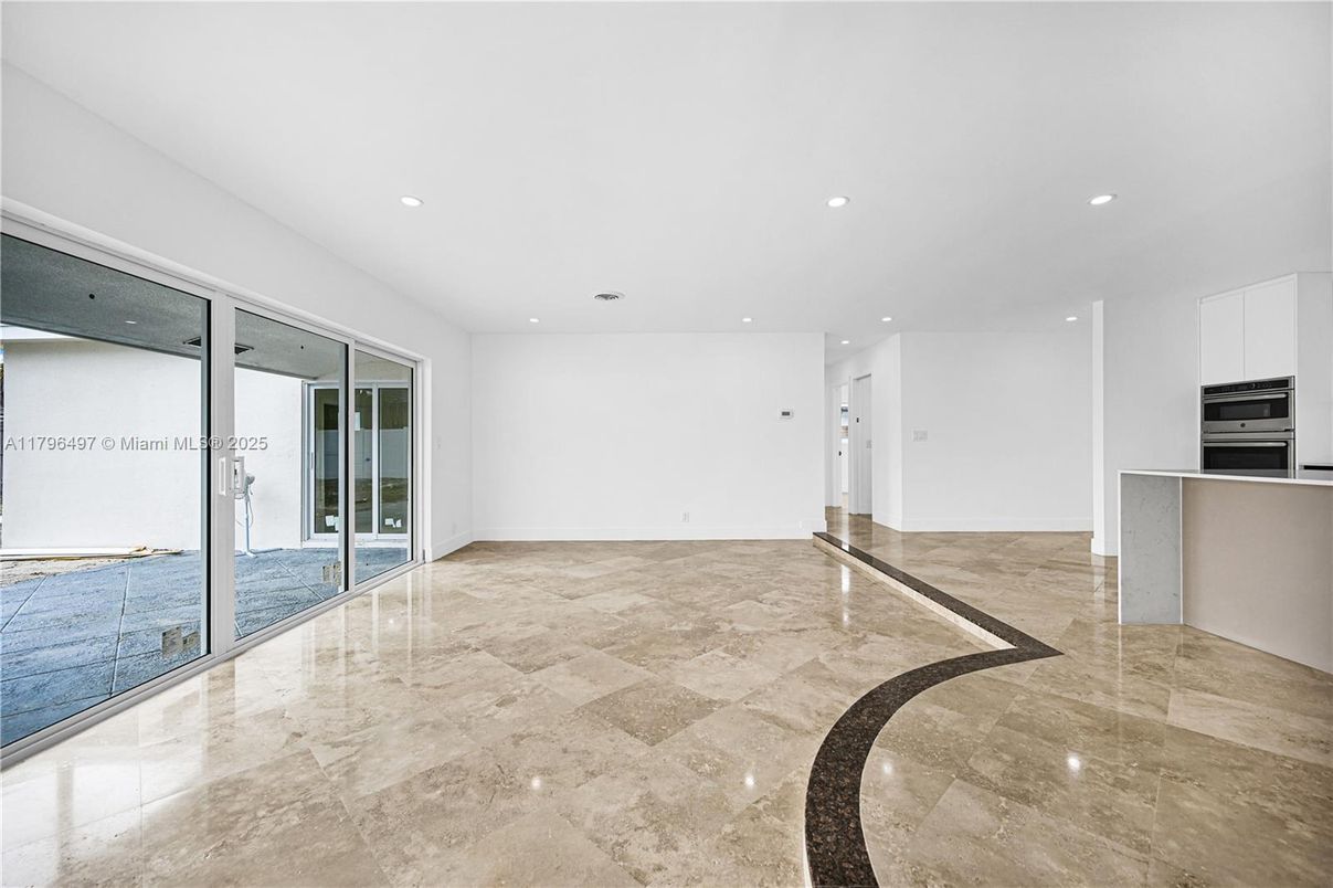 Empty room, Interior, Kitchen, Recessed Lighting