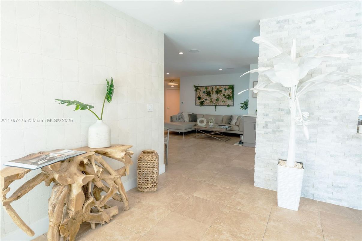 Interior, Recessed Lighting