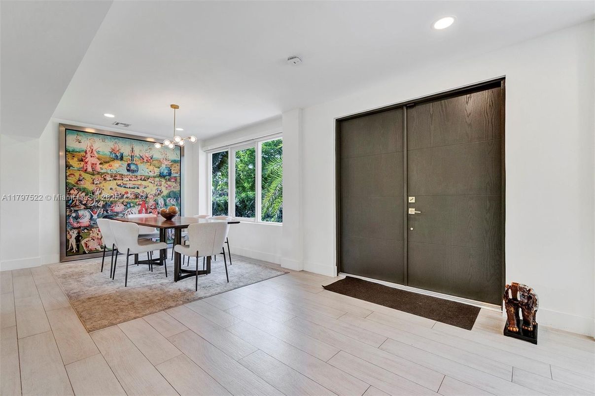 Dining room, Interior, Pendant Lights, Recessed Lighting, Wood Texture Flooring