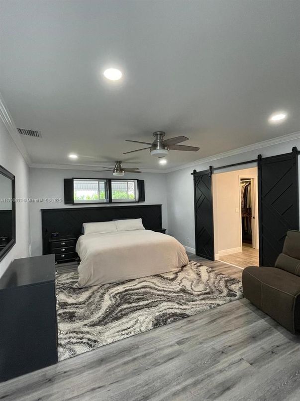 Bedroom, Interior, Recessed Lighting, Wood Texture Flooring