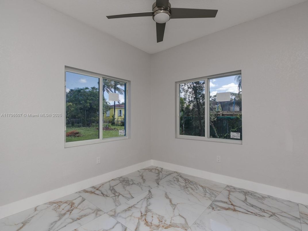 Empty room, Interior, Marble