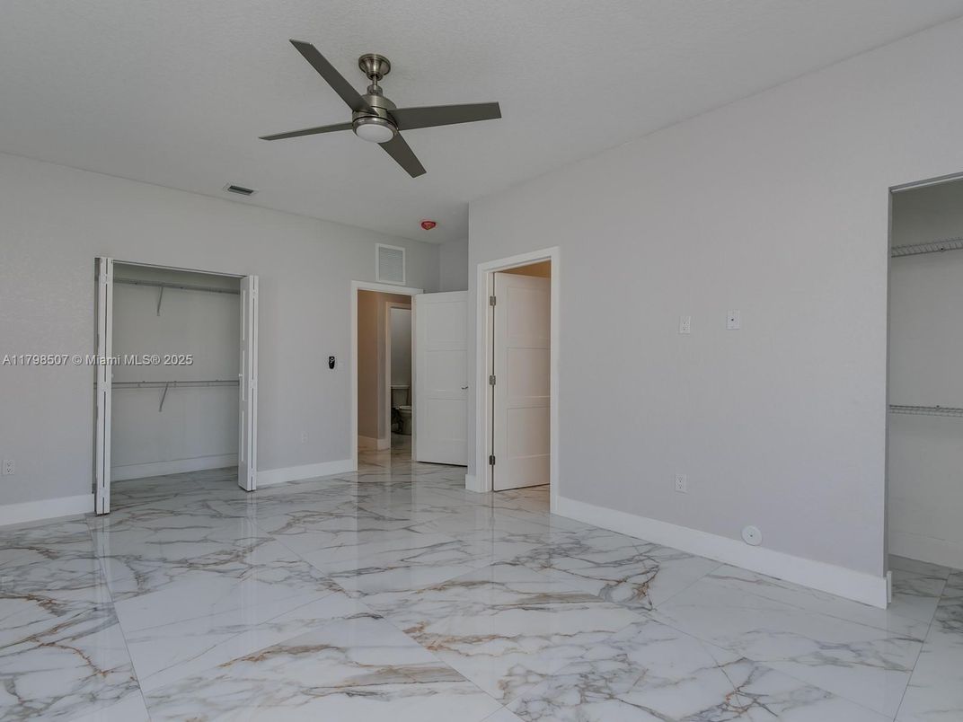 Empty room, Interior, Marble