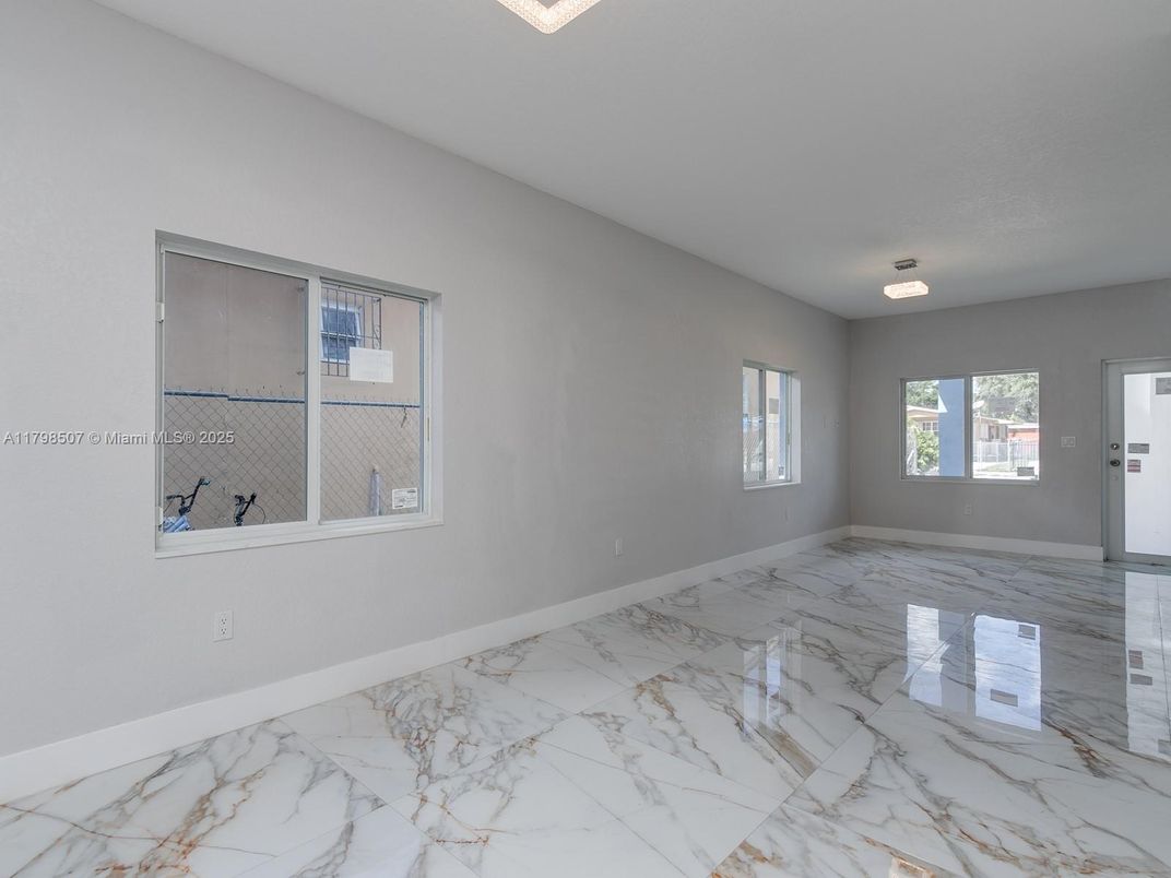 Empty room, Interior, Marble