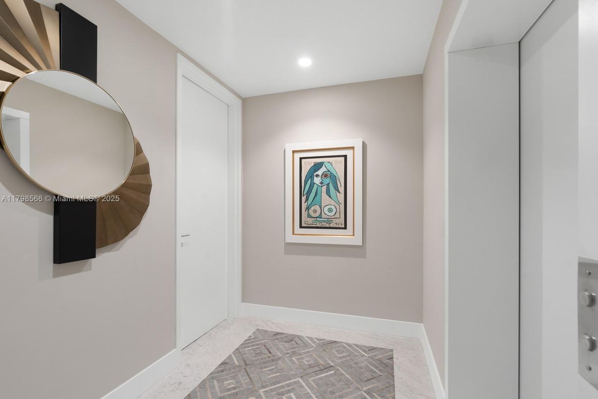 Interior, Recessed Lighting