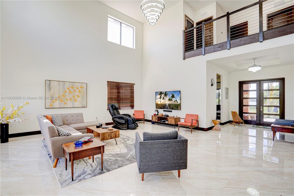Interior, Living room, Pendant Lights