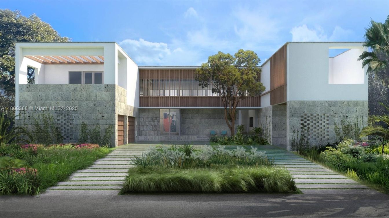 Backyard, Exterior, Facade, Modern