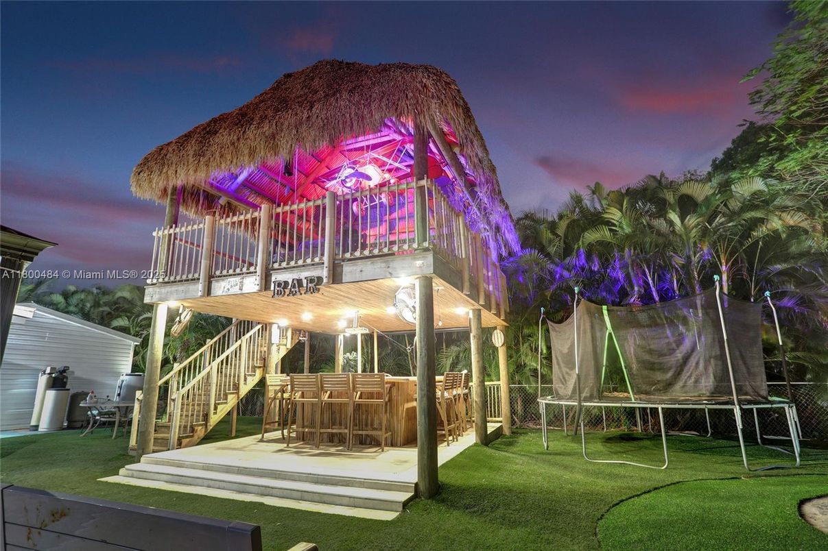 Backyard, Exterior, Playground