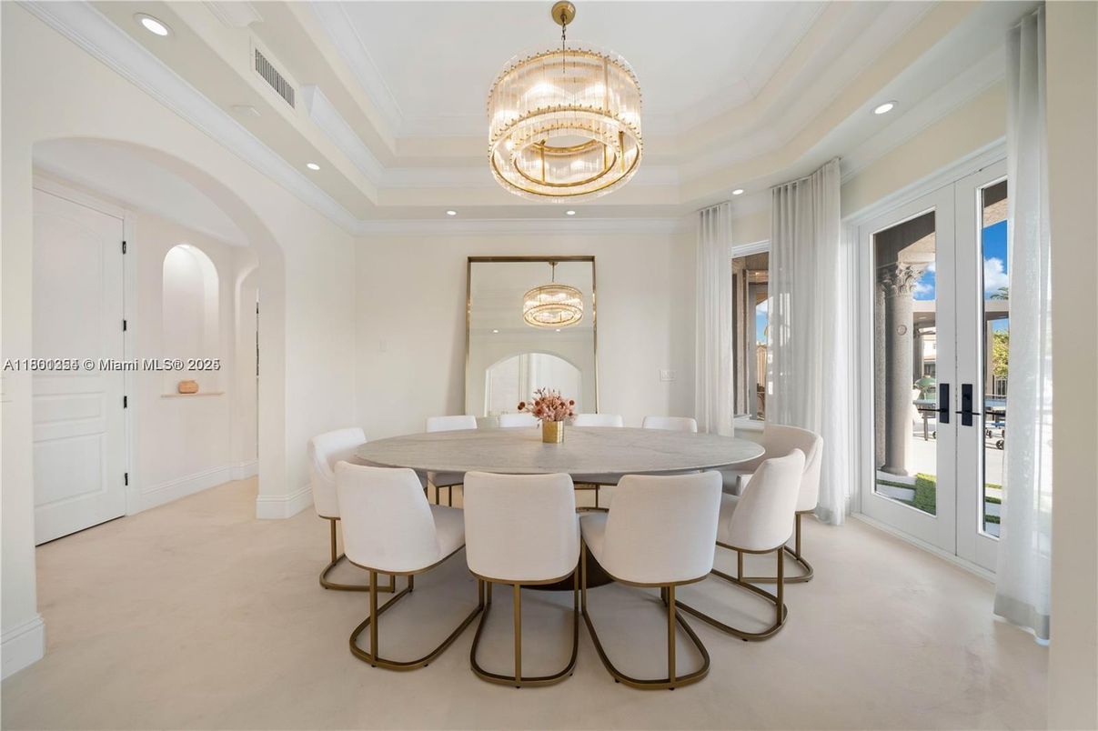 Chandelier, Dining room, Interior, Recessed Lighting