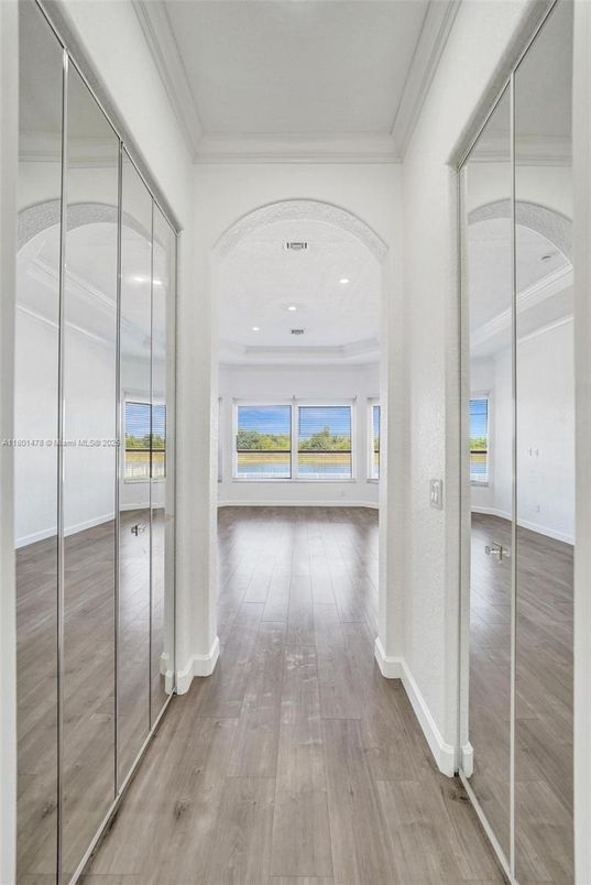 Interior, Recessed Lighting, Water, Wood Texture Flooring