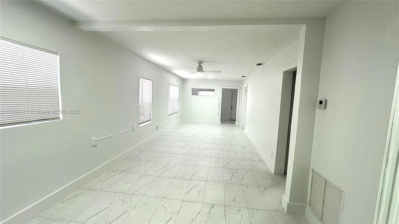 Empty room, Interior, Marble