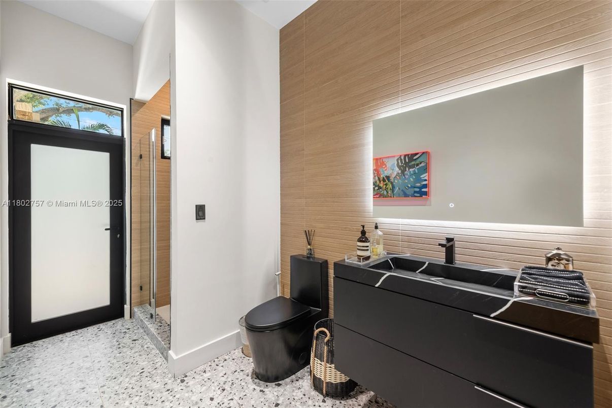 Bathroom, Interior