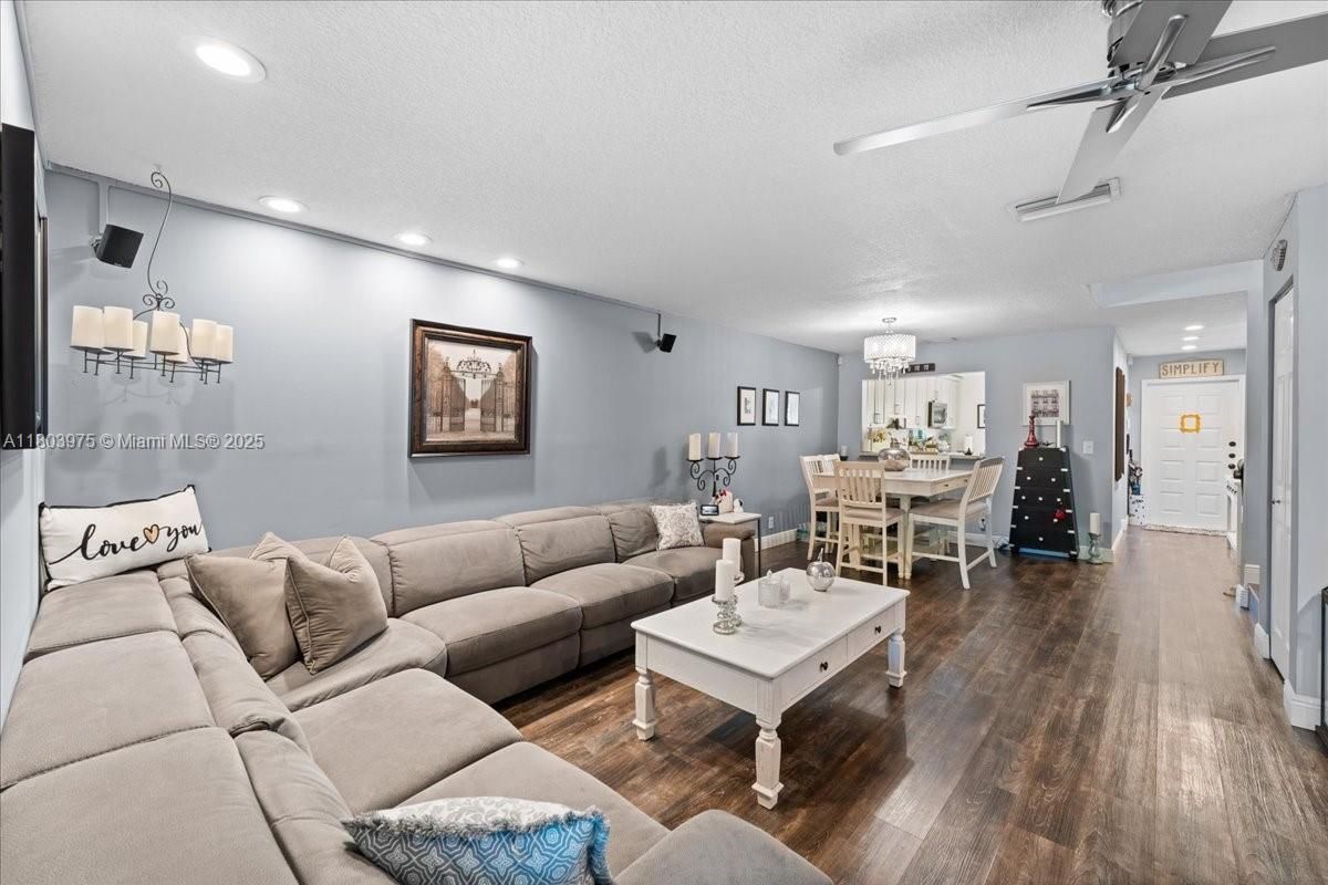 Chandelier, Dining room, Interior, Living room, Recessed Lighting, Wood Texture Flooring