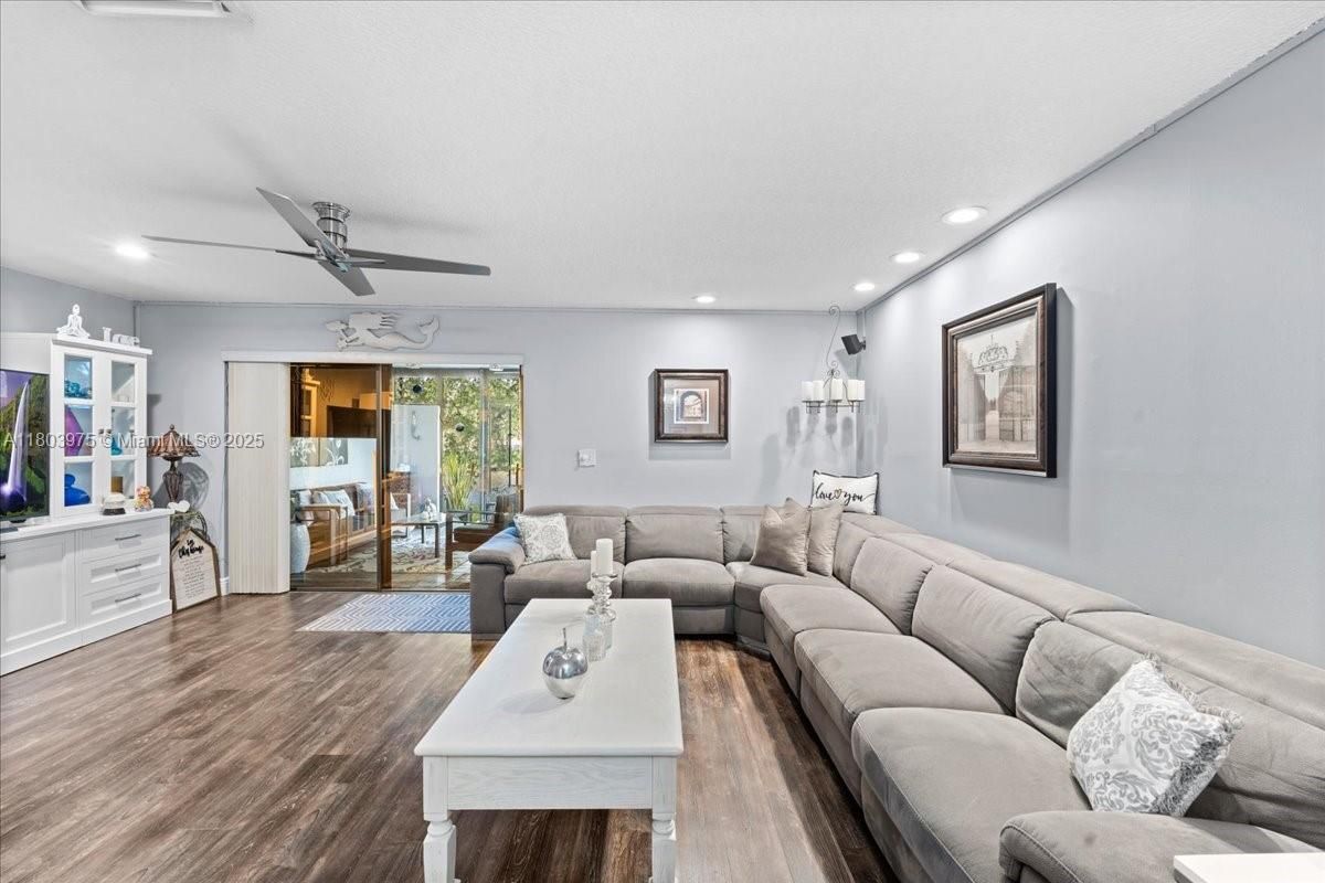 Dining room, Interior, Living room, Recessed Lighting, Wood Texture Flooring