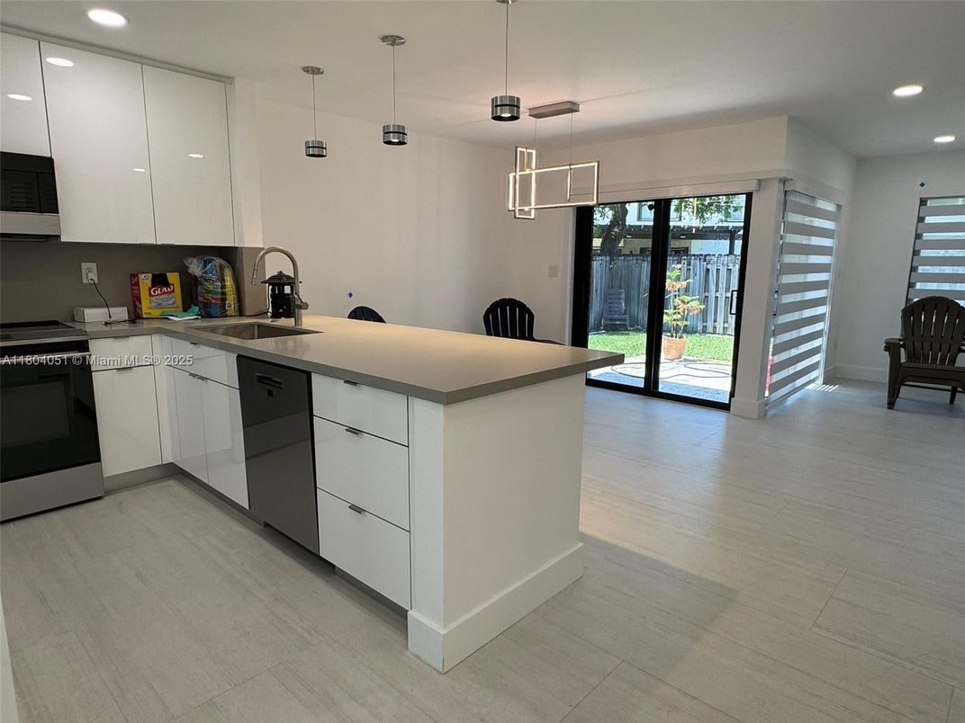 Interior, Kitchen, Pendant Lights, Recessed Lighting, Wood Texture Flooring
