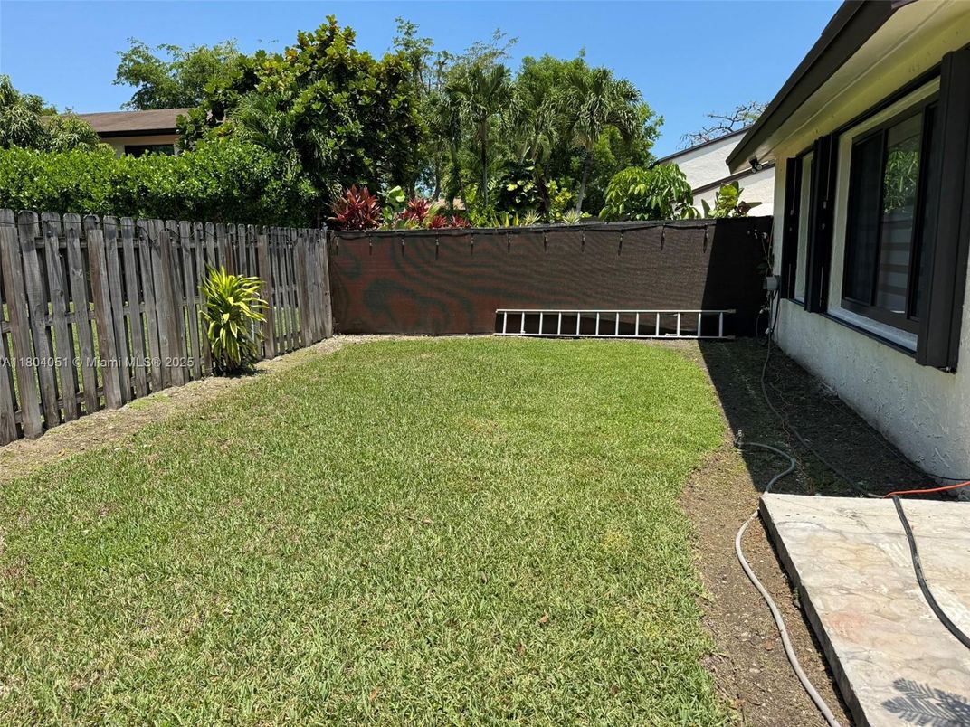 Backyard, Exterior