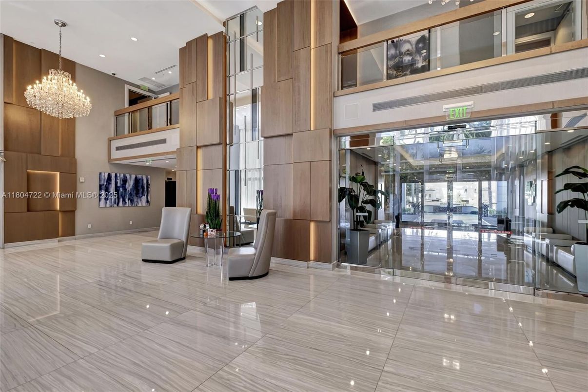 Chandelier, Interior, Recessed Lighting