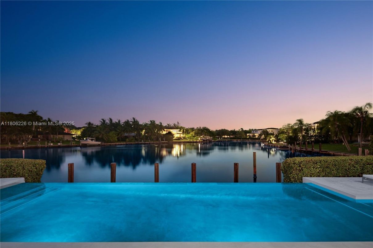 Exterior, Pool, Water