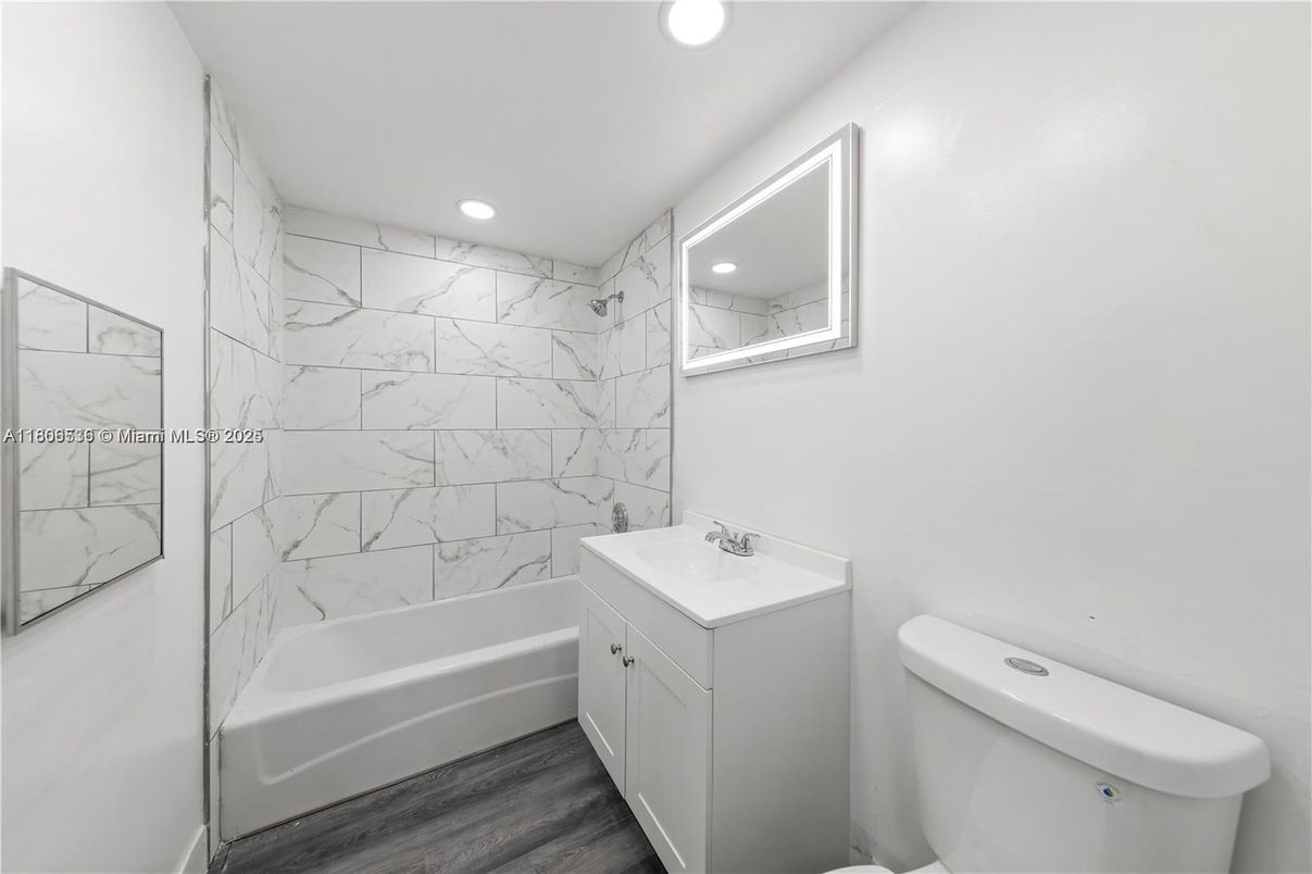 Bathroom, Interior, Marble Walls, Recessed Lighting, Wood Texture Flooring